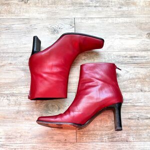 Vaneli Red Leather Boots 7.5 Women's Square Toe Boots Rear Zip Ankle